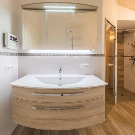 Seeschwalbe 330 * Mirow