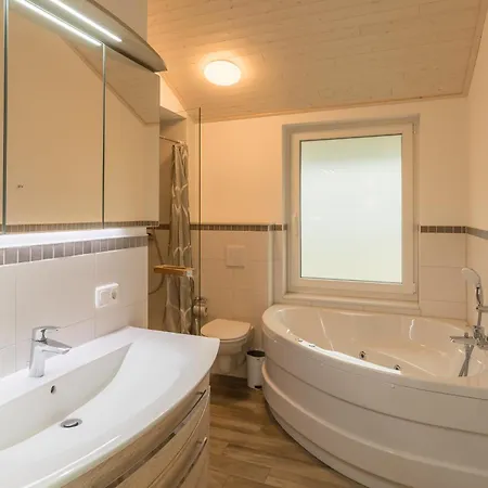 Seeschwalbe 330 Ferienhaus Mirow